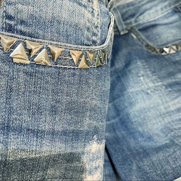Clockhouse Denim Shorts Jean Shorts with Metal Embellishments 40 - Picture 3 of 5